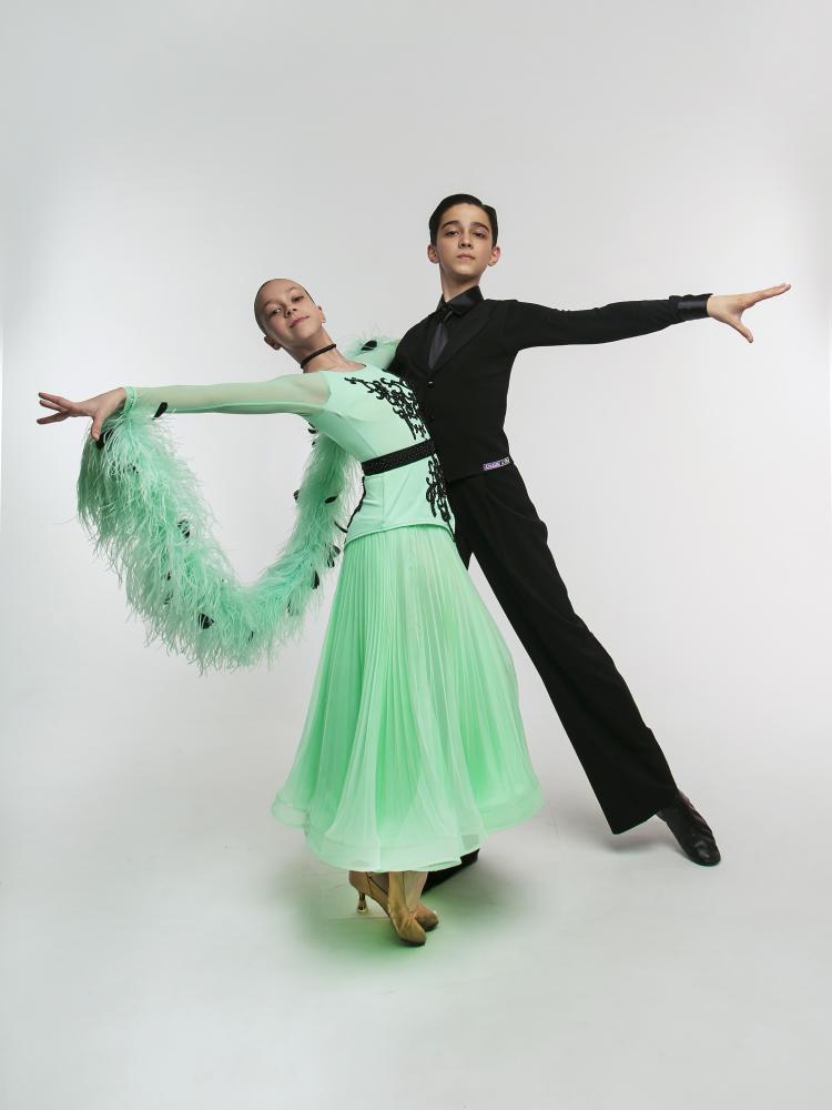 Знакомимся. Участники клуба "Мириданс".